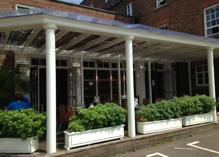 The Broadway Hotel