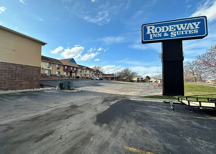 Rodeway Inn & Suites Madison East