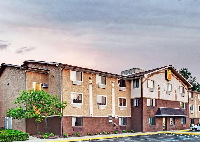 Super 8 By Wyndham Baltimore/Essex Area