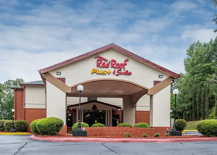Red Roof Inn Plus+ & Suites Opelika