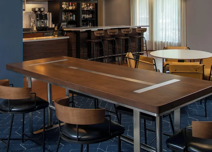 Courtyard By Marriott Covington / Mandeville