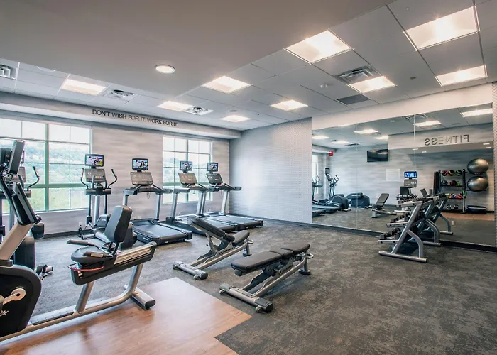 Fairfield By Marriott Inn & Suites Newport Cincinnati