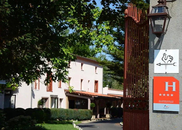 Logis Hotel Le Parc De Geoffroy