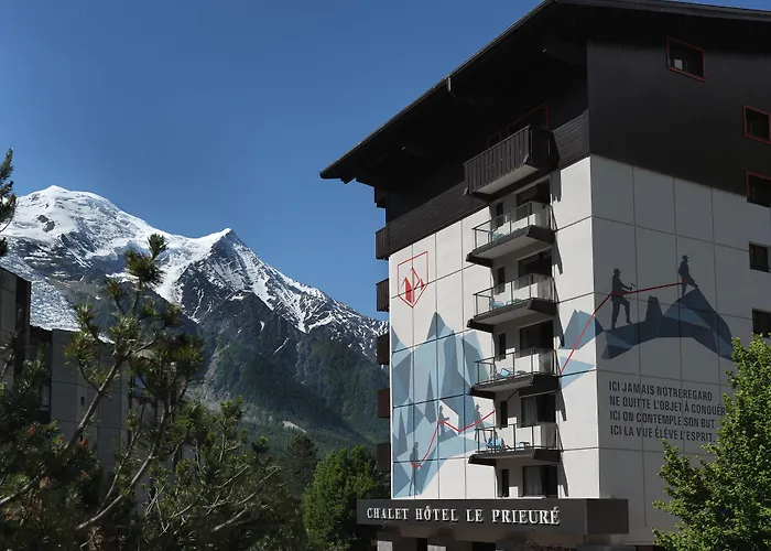 Chalet Hotel Le Prieure & Spa