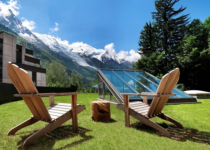 Chalet Hotel Le Prieure & Spa
