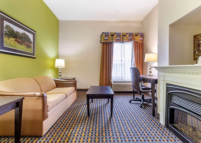 Comfort Inn & Suites Asheboro East
