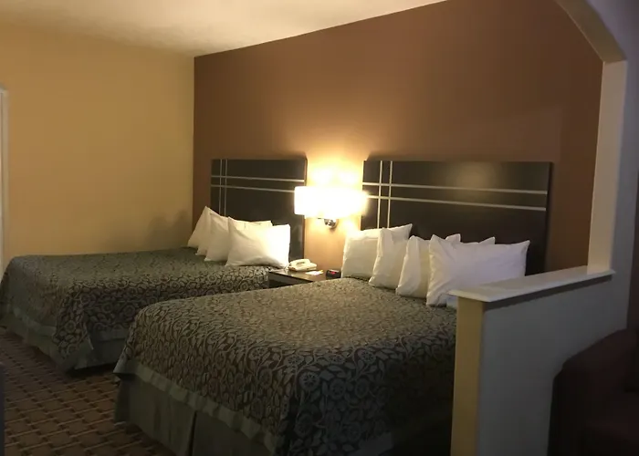 Days Inn & Suites By Wyndham Houston North - Spring