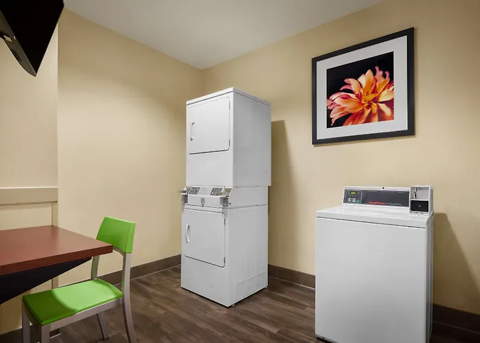 Hilton Garden Inn Denver South Park Meadows Area