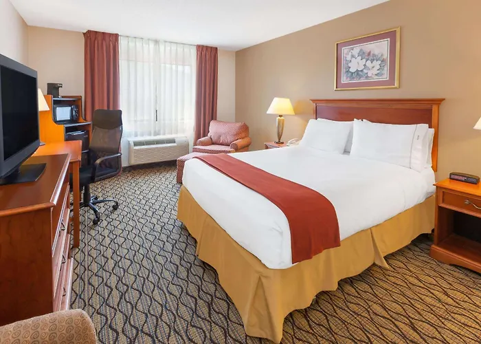 Baymont By Wyndham Chelsea
