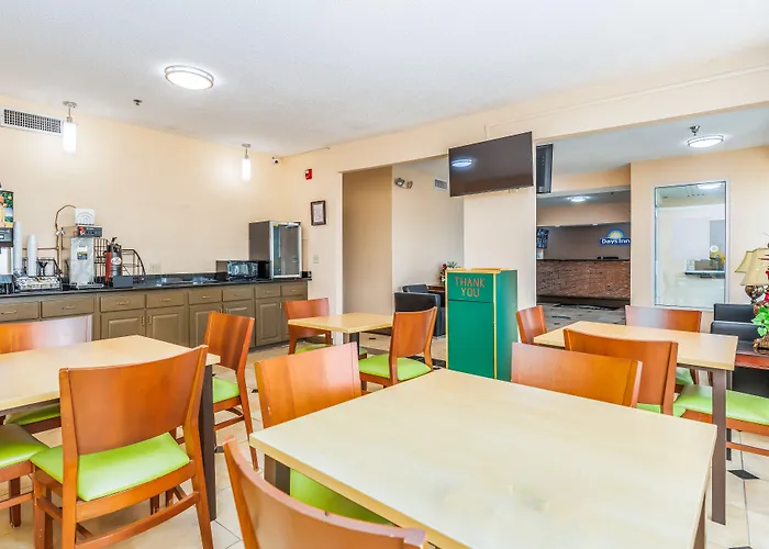 Days Inn By Wyndham Coliseum Montgomery Al