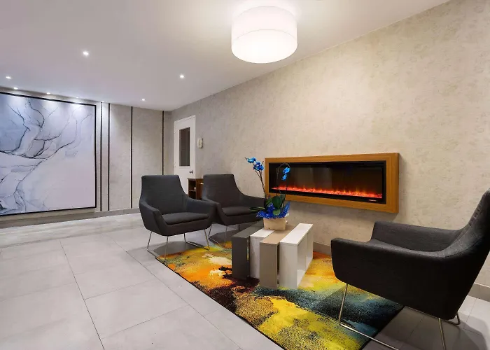 Ramada By Wyndham Bronx