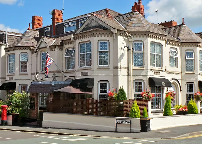 Brookside Hotel & Restaurant
