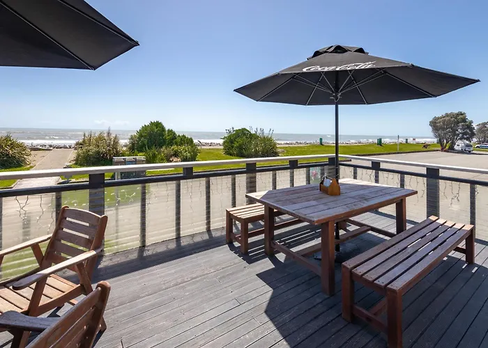 Beachfront Hotel Hokitika