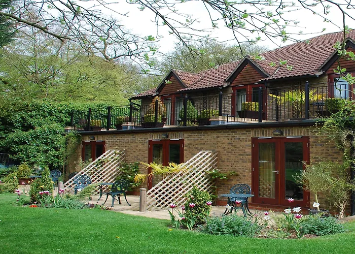 Best Western Plus Grim'S Dyke Hotel