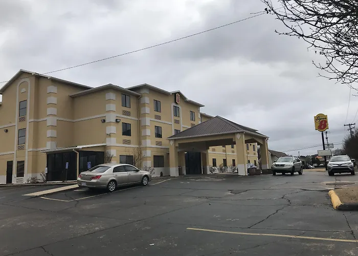 Super 8 By Wyndham Jackson Ridgeland