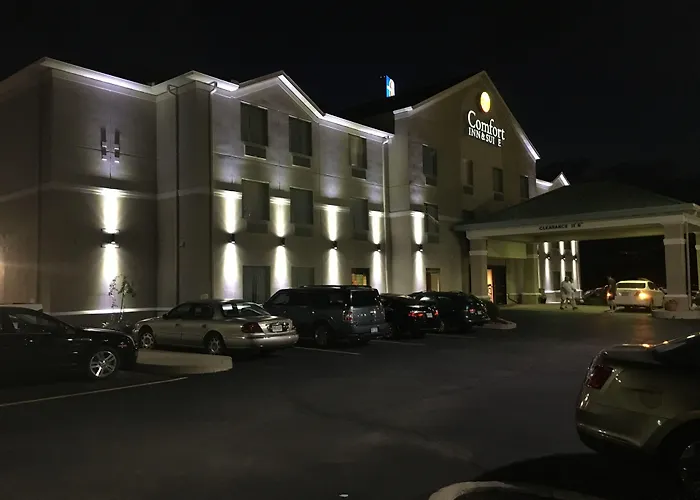 Comfort Inn & Suites Dayton Northwest - Englewood