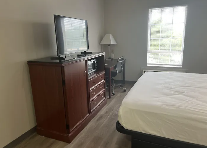 Baymont By Wyndham Lakeland
