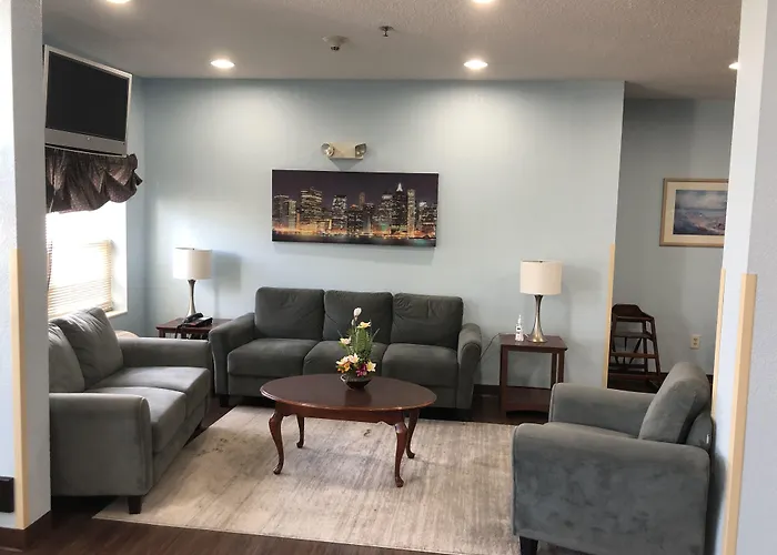 Red Lion Inn & Suites Elk Grove Village