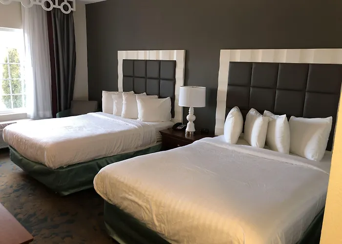 Best Western Erie Inn & Suites
