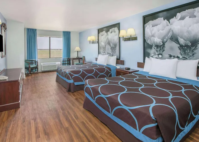 Super 8 By Wyndham Garland North Dallas Area