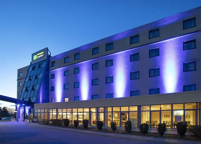 Holiday Inn Express Frankfurt Airport By Ihg