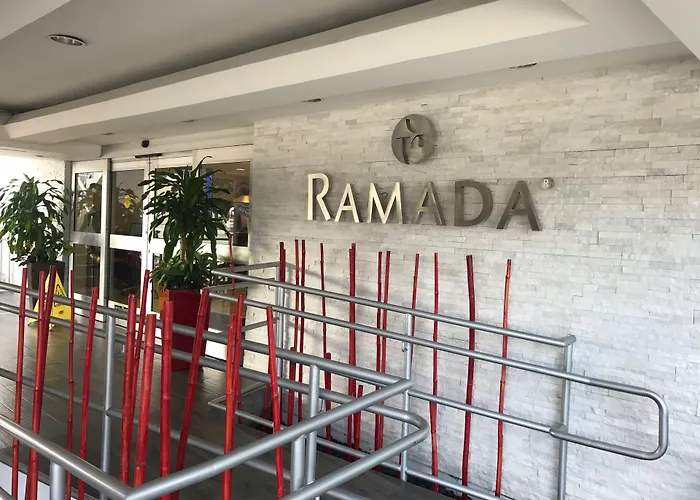 Ramada By Wyndham Miami Springs/Miami International Airport