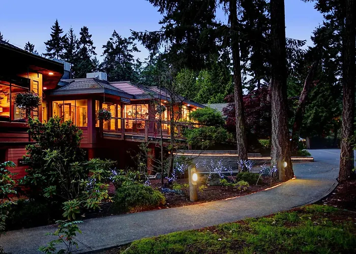 Tigh-Na-Mara Seaside Spa Resort Parksville