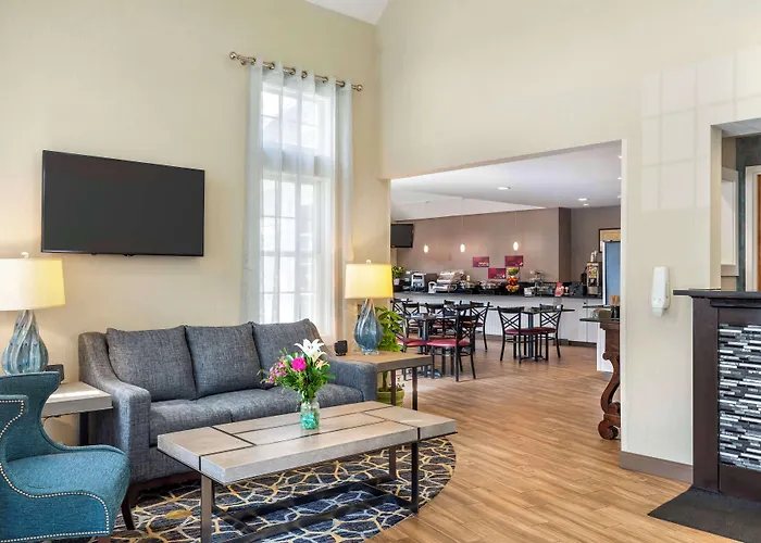 Best Western Plus Cold Spring