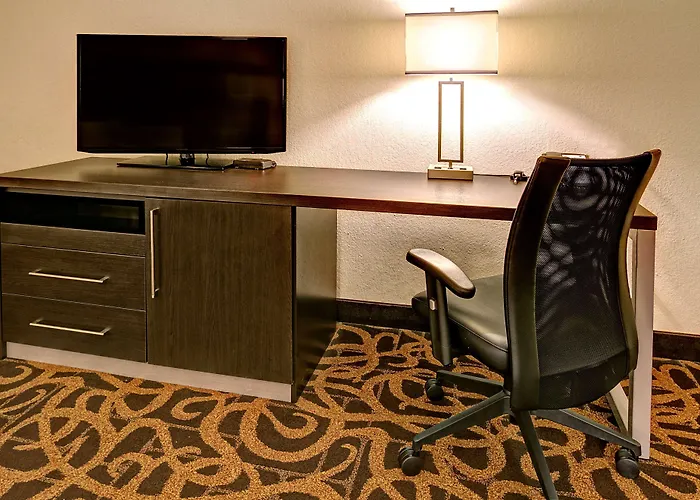 Baymont By Wyndham Midland Tx