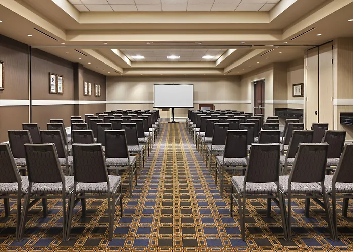 Sheraton Overland Park Hotel At The Convention Center