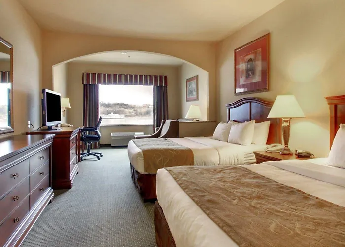 Clarion Suites Vidalia