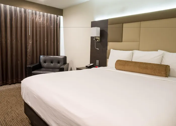 Hotel Xilo Glendale