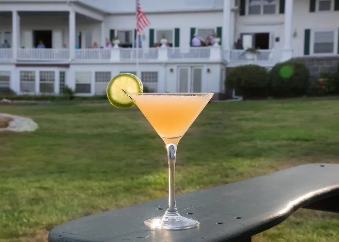 Emerson Inn By The Sea