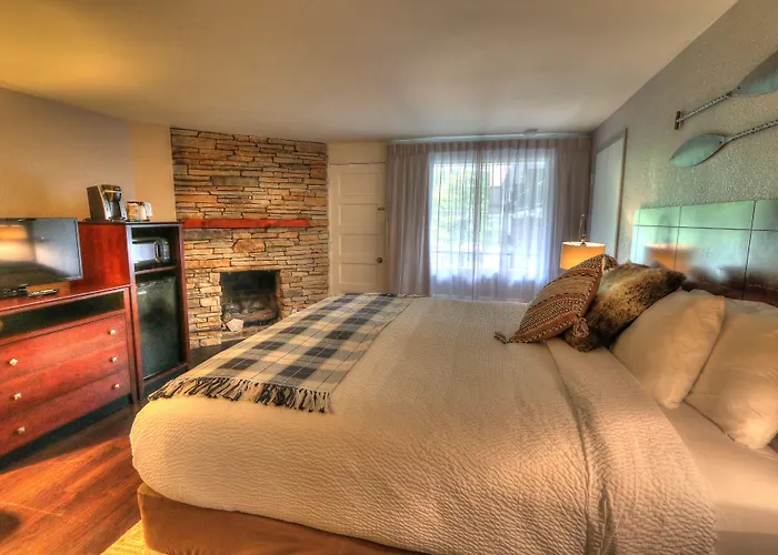 River Edge Inn