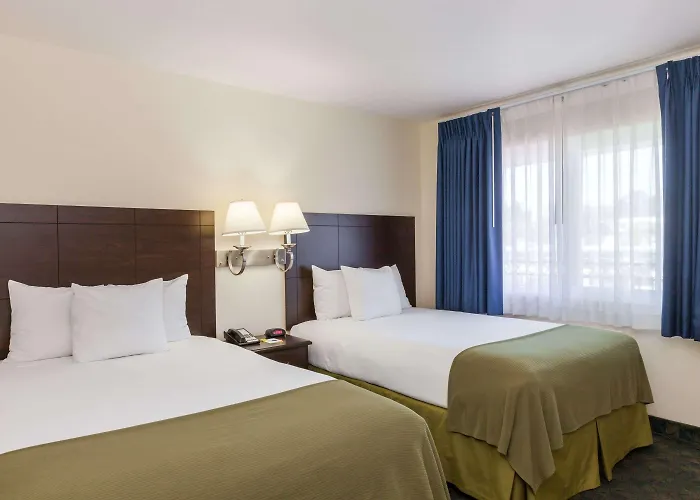 Days Inn By Wyndham Santa Maria