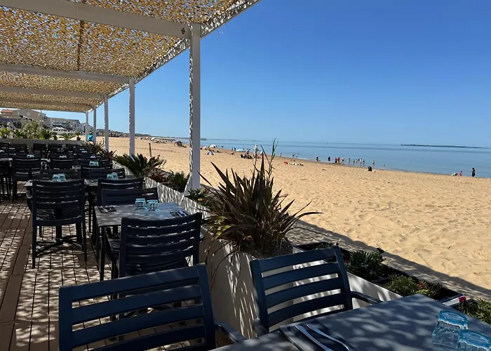 Acadie Saint Victor - Hotel Restaurant -Face Mer- Chatelaillon Plage