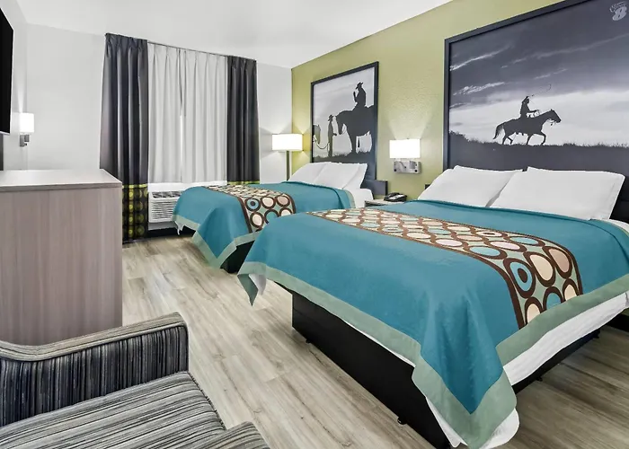 Super 8 By Wyndham Weatherford