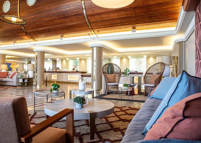 Grand Hotel Les Flamants Roses Thalasso & Spa
