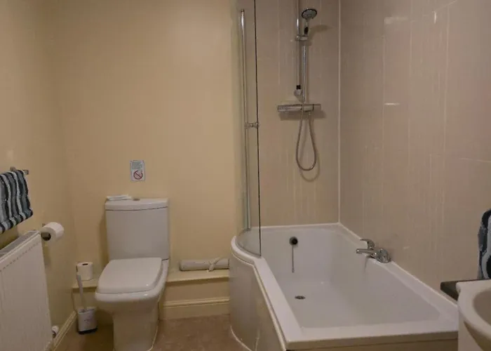 Honeymoon Suite - The Unicorn Hotel