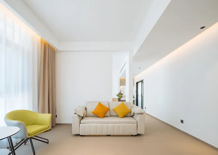 Huazhu Songshiju Homestay