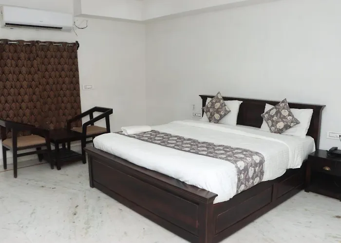 Saira Camp