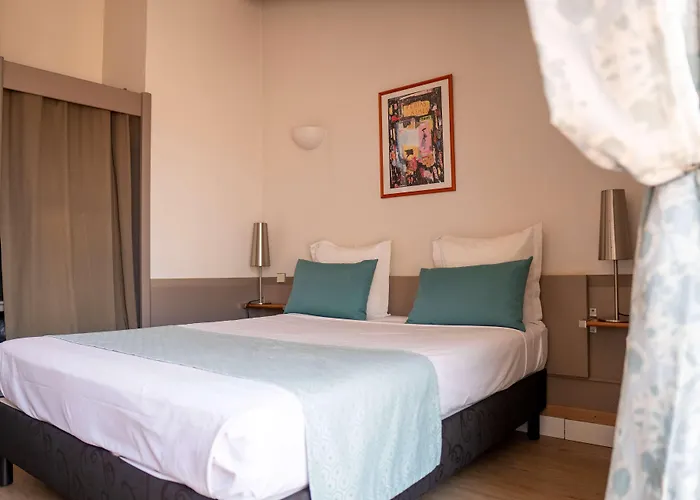 Plazza Hotel