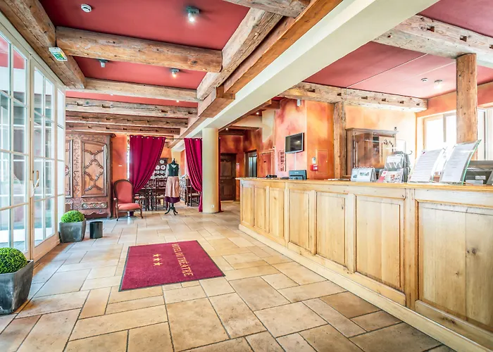 Hotel Du Theatre Centre Historique - Parking Souterrain Public Gratuit