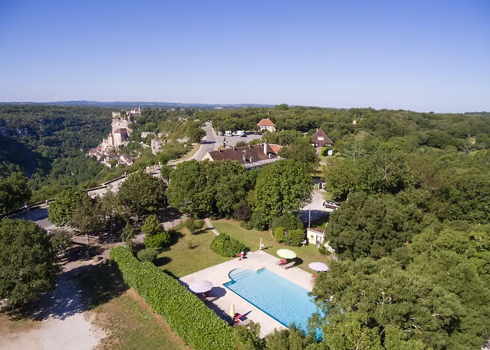 Logis Hotels - Le Belvedere - Hotel 2 Etoiles Et Restaurant