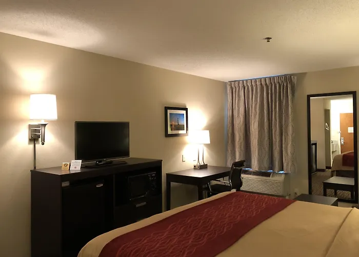 Inn At Clinton
