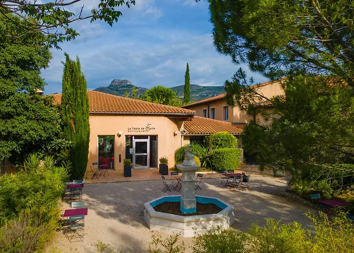 Logis Hotel Noemys Pont De L'Etoile