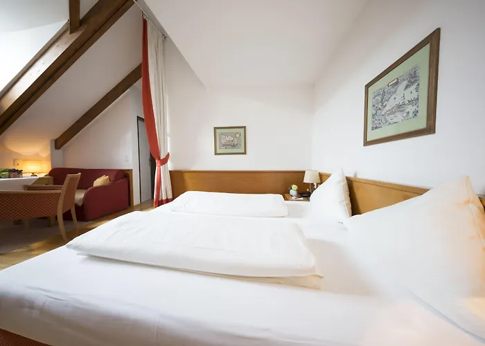 Altstadthotel Weißes Kreuz - In der Fußgängerzone