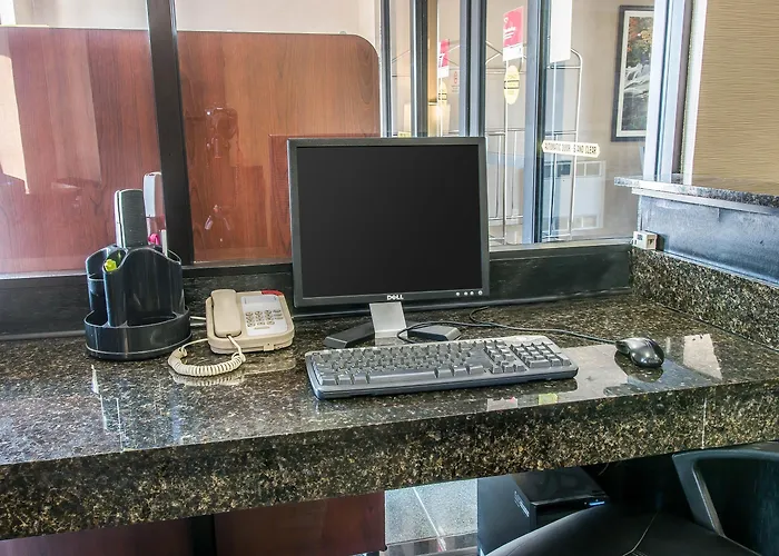 Comfort Suites Wixom - Novi