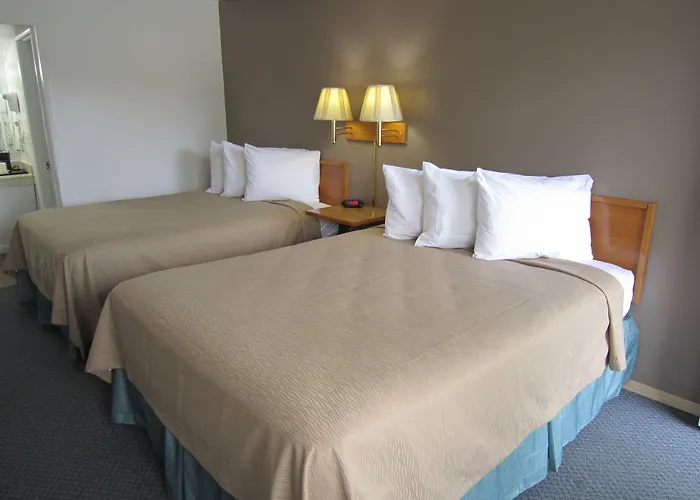 Cassville Budget Inn