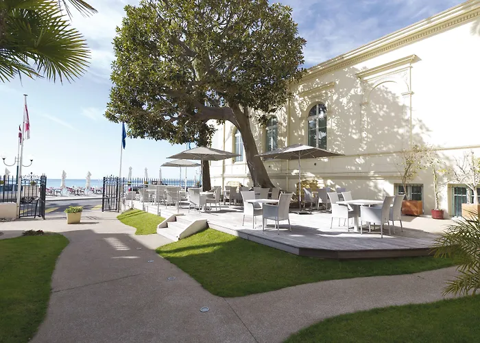 Hotel Vacances Bleues Balmoral